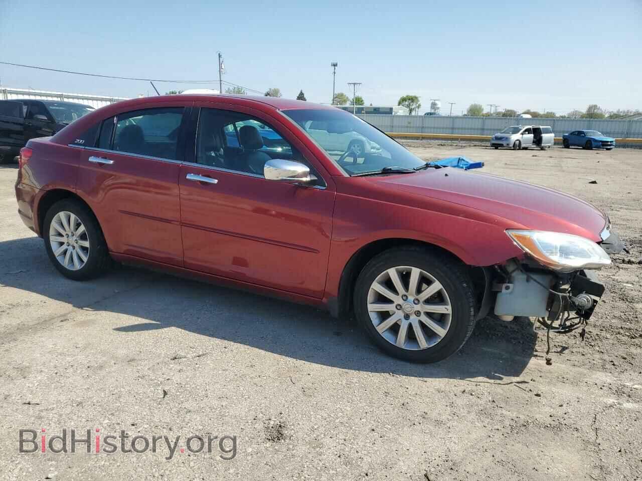 2013 CHRYSLER 200 - VIN: 1C3CCBCG6DN607641 - Фото 4