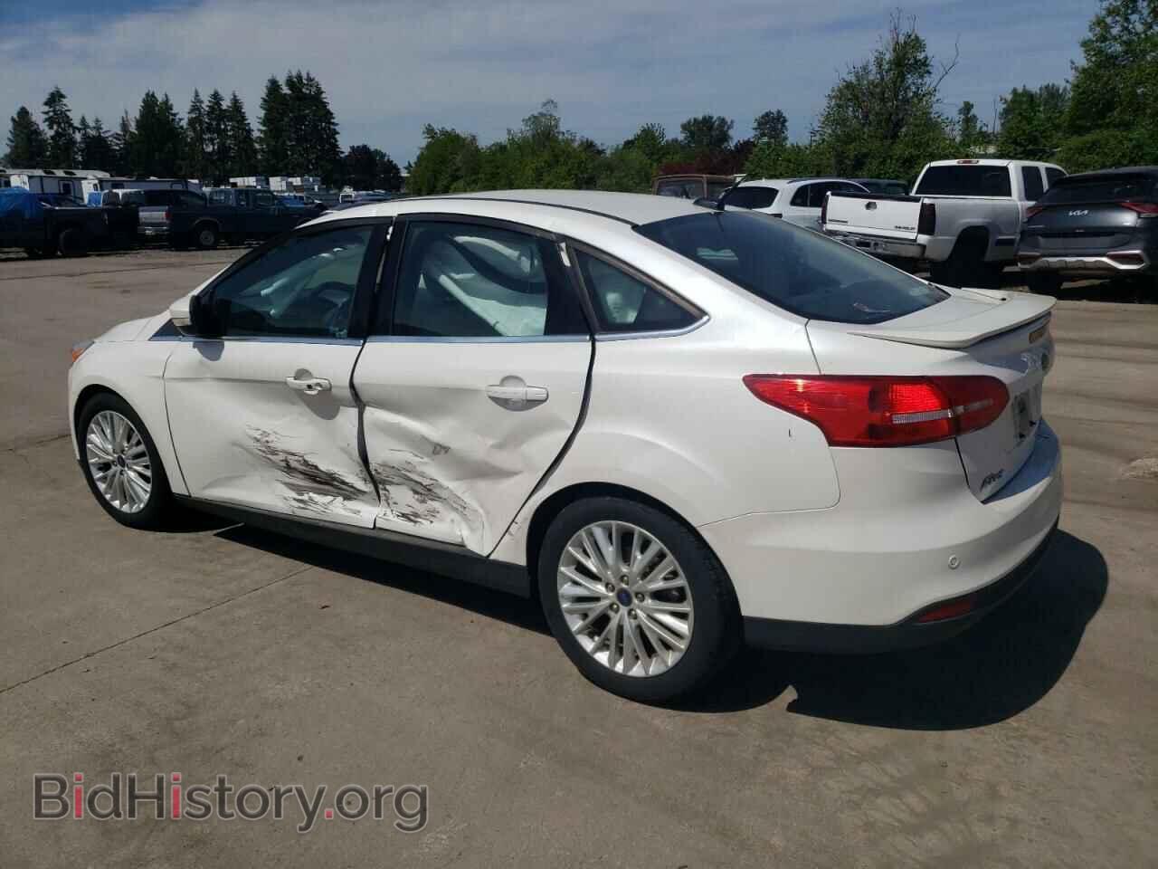 2017 FORD FOCUS - VIN: 1FADP3J2XHL268407 - Photo 2