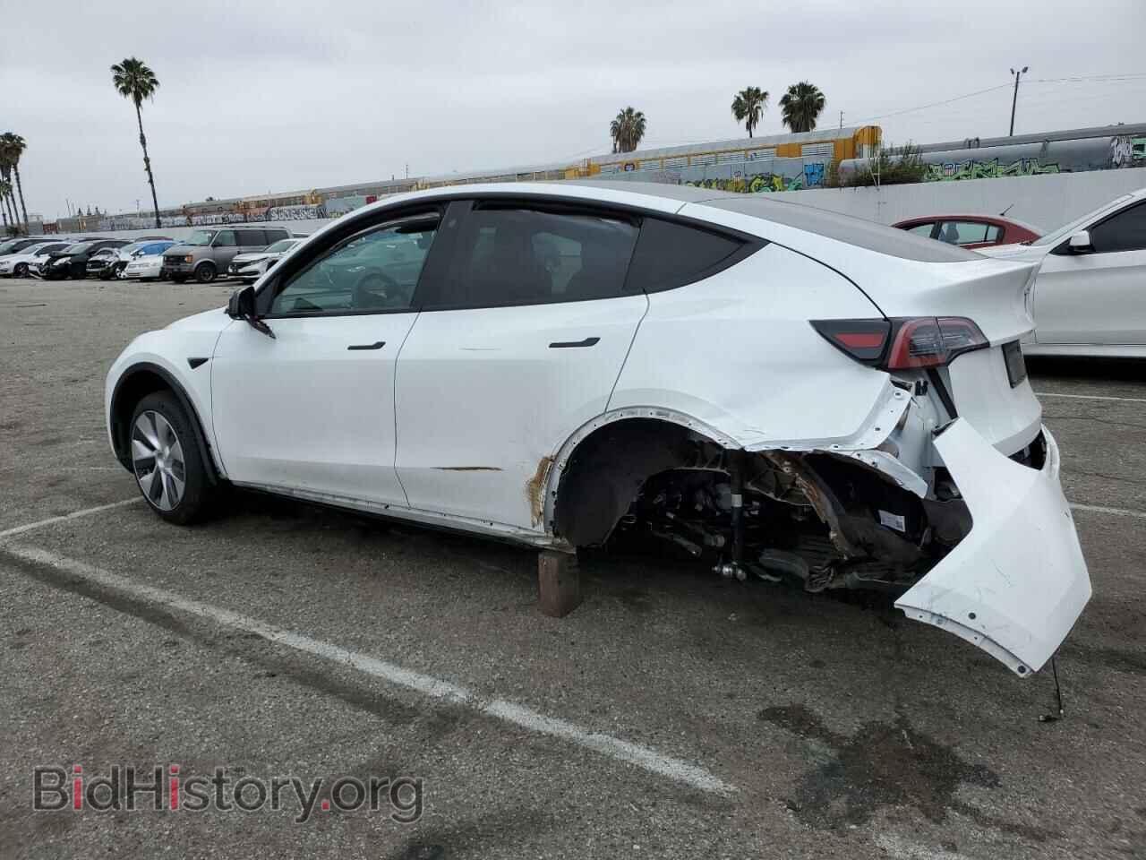 2022 TESLA MODEL Y - VIN: 7SAYGDEE1NF409727 - Photo 2