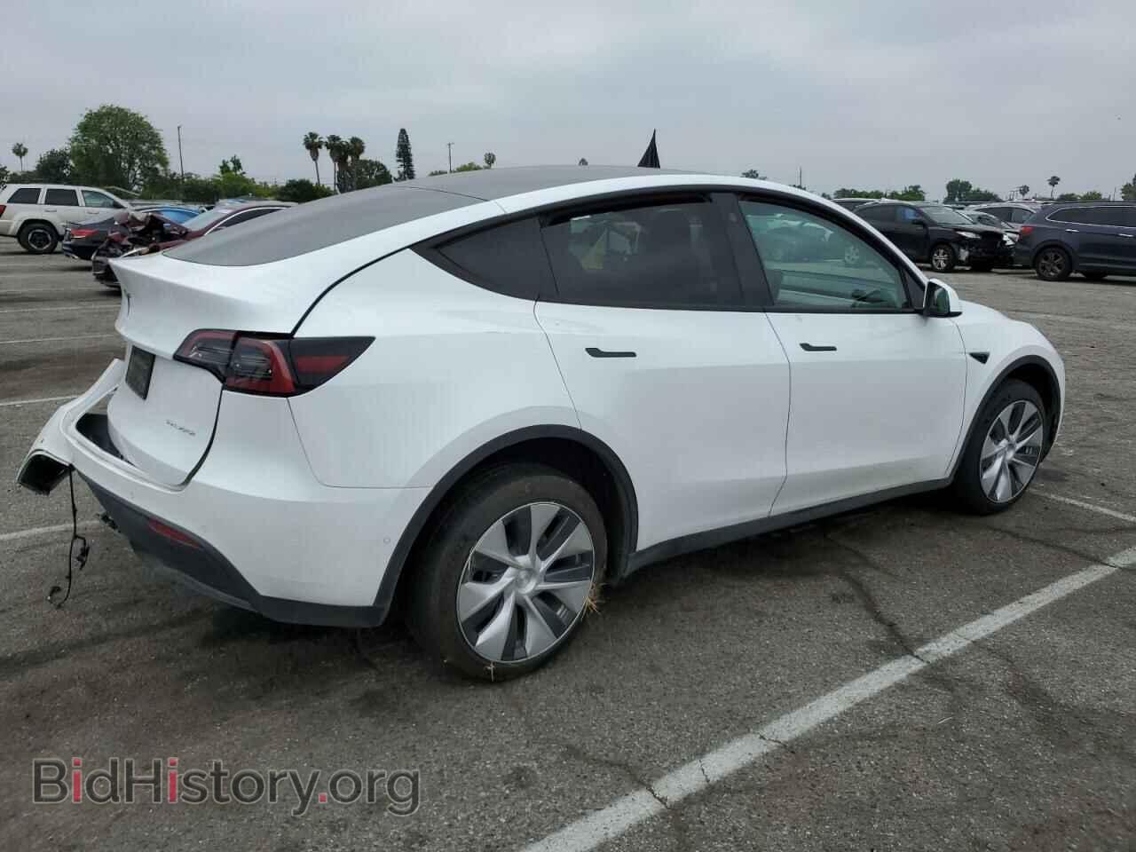 2022 TESLA MODEL Y - VIN: 7SAYGDEE1NF409727 - Photo 3