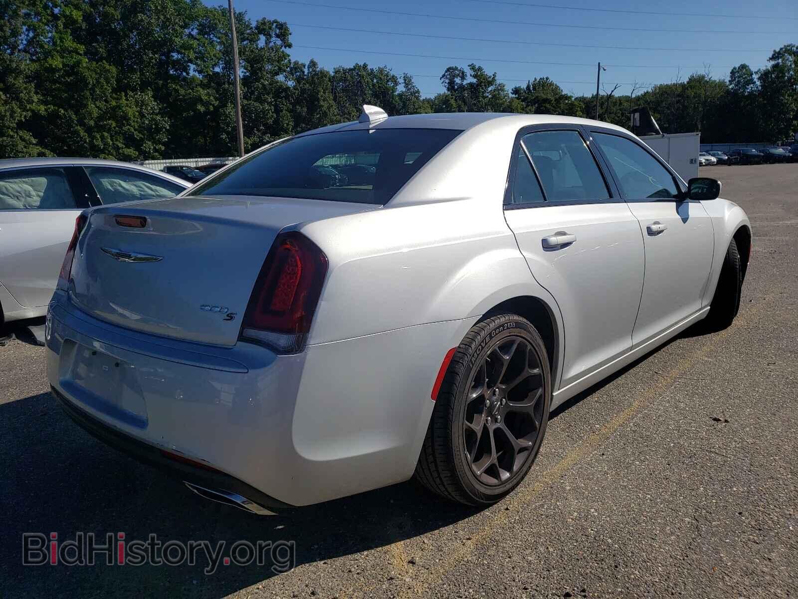 2020 CHRYSLER 300 - VIN: 2C3CCABG6LH145732 - Фото 4