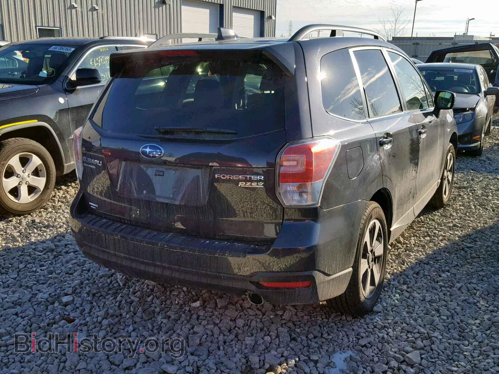 2017 SUBARU FORESTER - VIN: JF2SJAJC8HH480047 - Фото 4