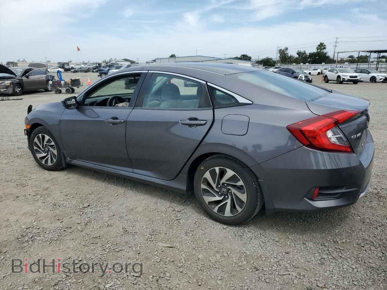 2019 HONDA CIVIC - VIN: 2HGFC2F68KH522805 - Фото 2