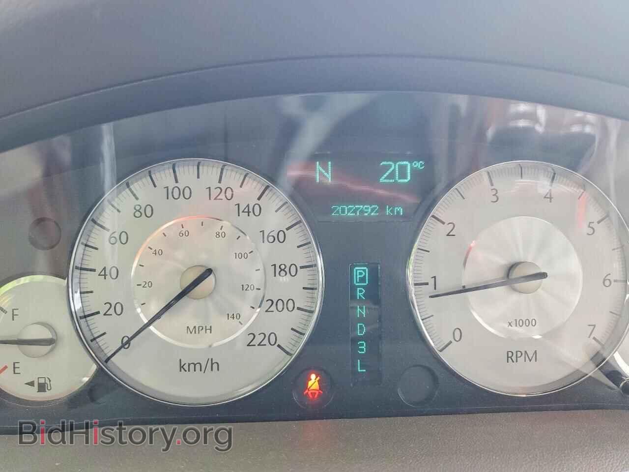 2010 CHRYSLER 300 - VIN: 2C3CA3CV3AH120556 - Photo 9