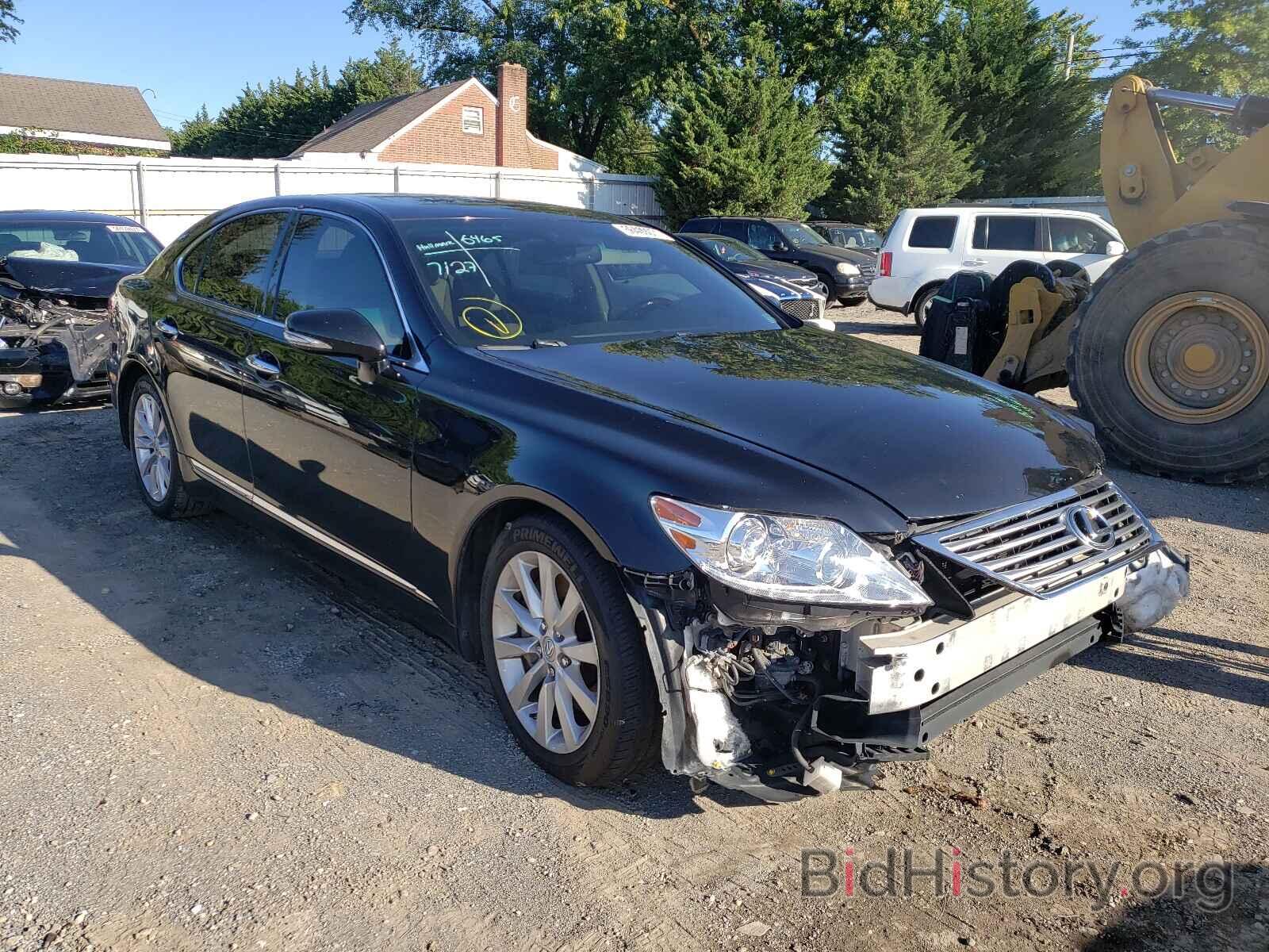 Photo JTHCL5EF8A5005528 - LEXUS LS460 2010