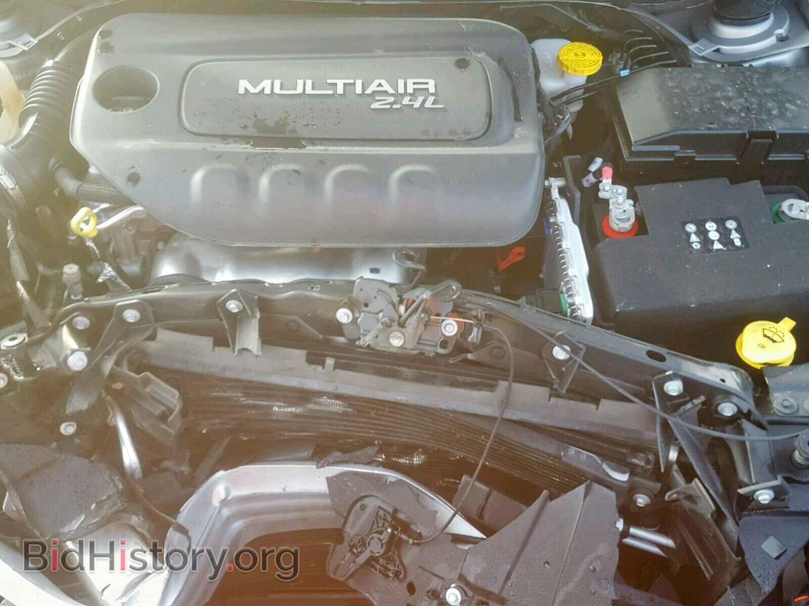 2016 CHRYSLER 200 - VIN: 1C3CCCABXGN122159 - Фото 7