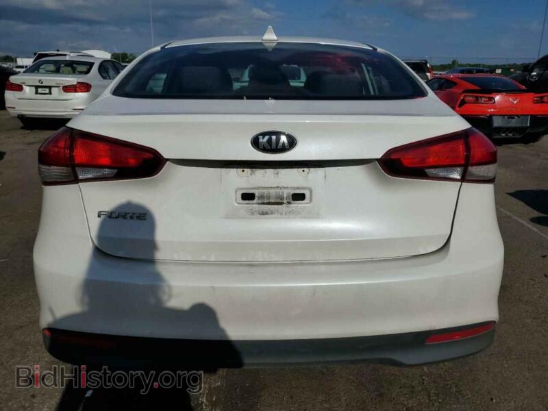 2018 Kia FORTE (VIN 3KPFL4A78JE195360) — фото 6 из 12