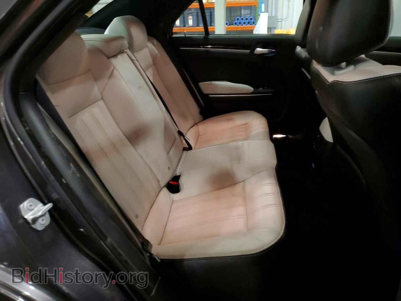 2018 CHRYSLER 300 - VIN: 2C3CCAGG2JH165577 - Photo 10