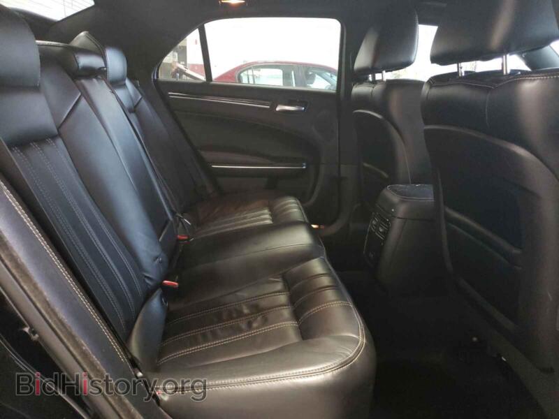 2017 Chrysler 300 (VIN 2C3CCAGG6HH534404) — фото 6 из 10