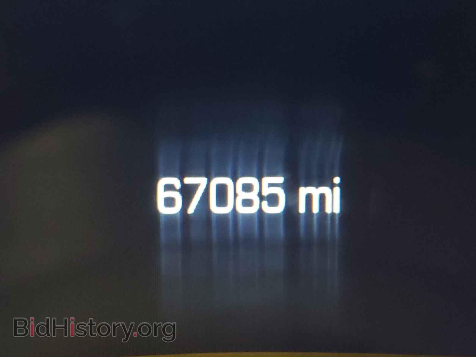 2017 CHRYSLER 300 - VIN: 2C3CCAGG6HH534404 - Фото 8
