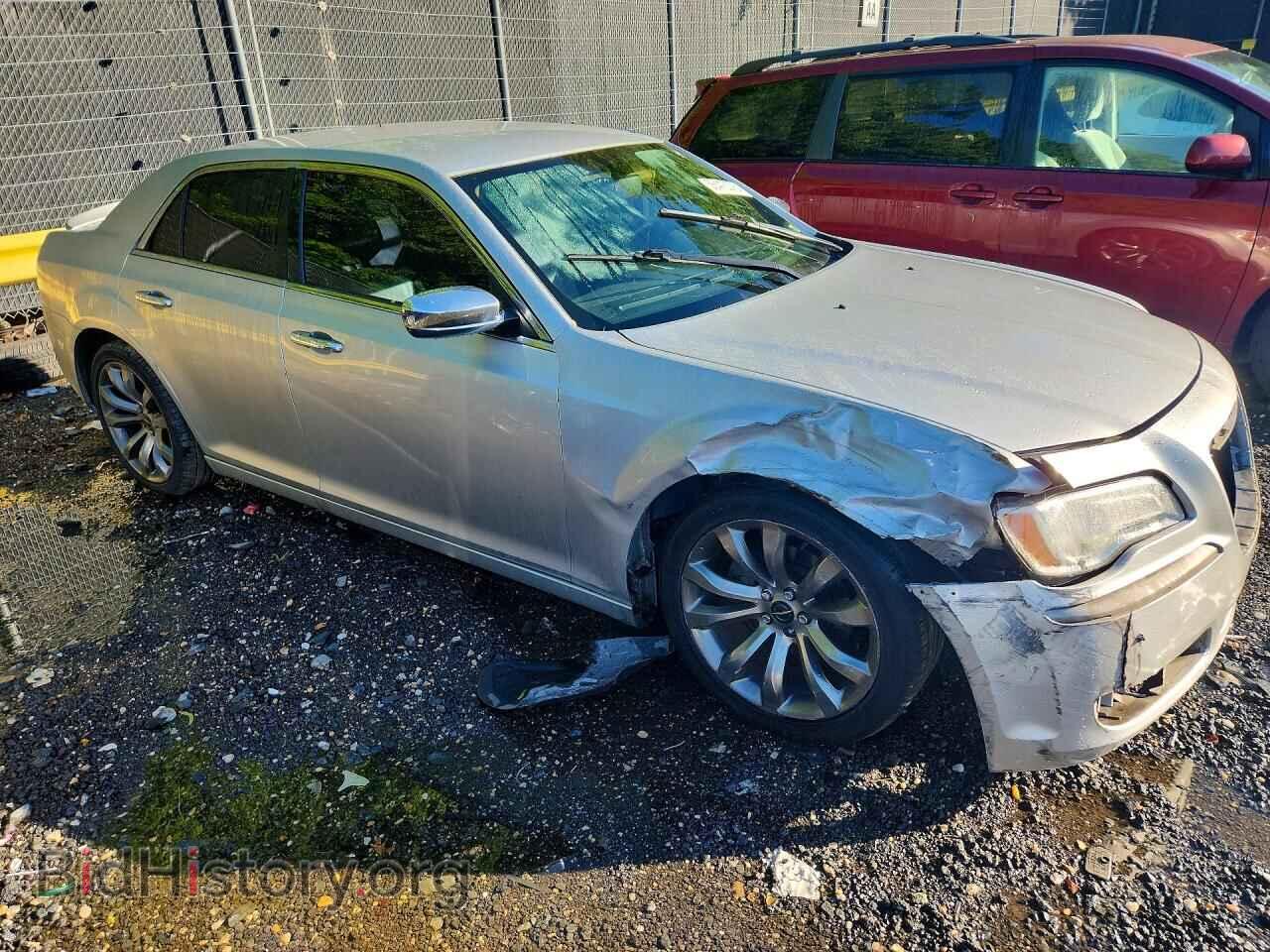 2012 CHRYSLER 300 - VIN: 2C3CCACG2CH311047 - Photo 4