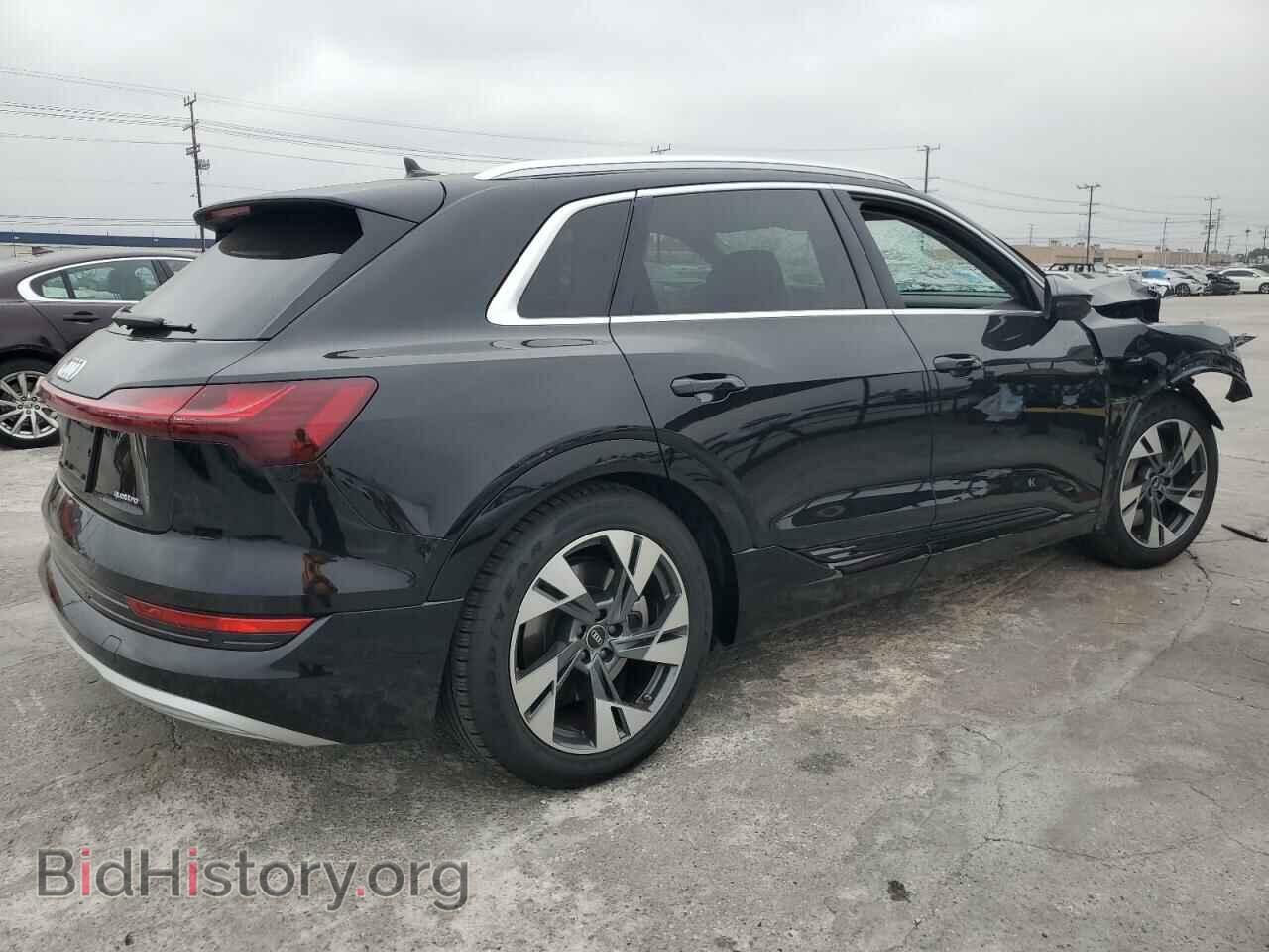 2022 AUDI E-TRON - VIN: WA1AAAGE6NB026889 - Photo 3