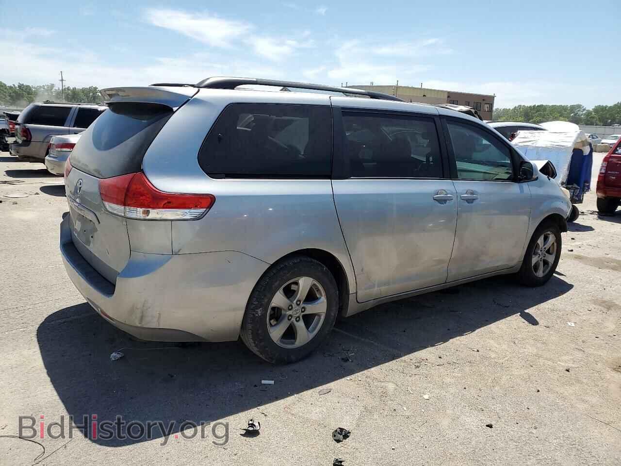 2012 TOYOTA All Models - VIN: 5TDKK3DC3CS207752 - Фото 3