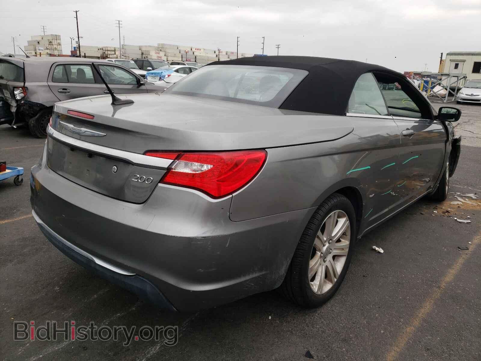2013 CHRYSLER 200 - VIN: 1C3BCBEB3DN724218 - Фото 4