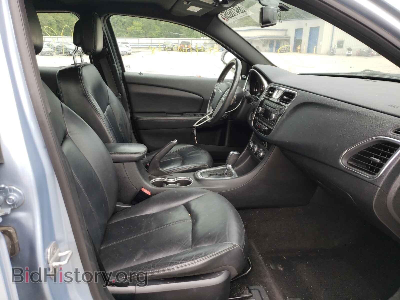2013 CHRYSLER 200 - VIN: 1C3CCBCG0DN526084 - Фото 5