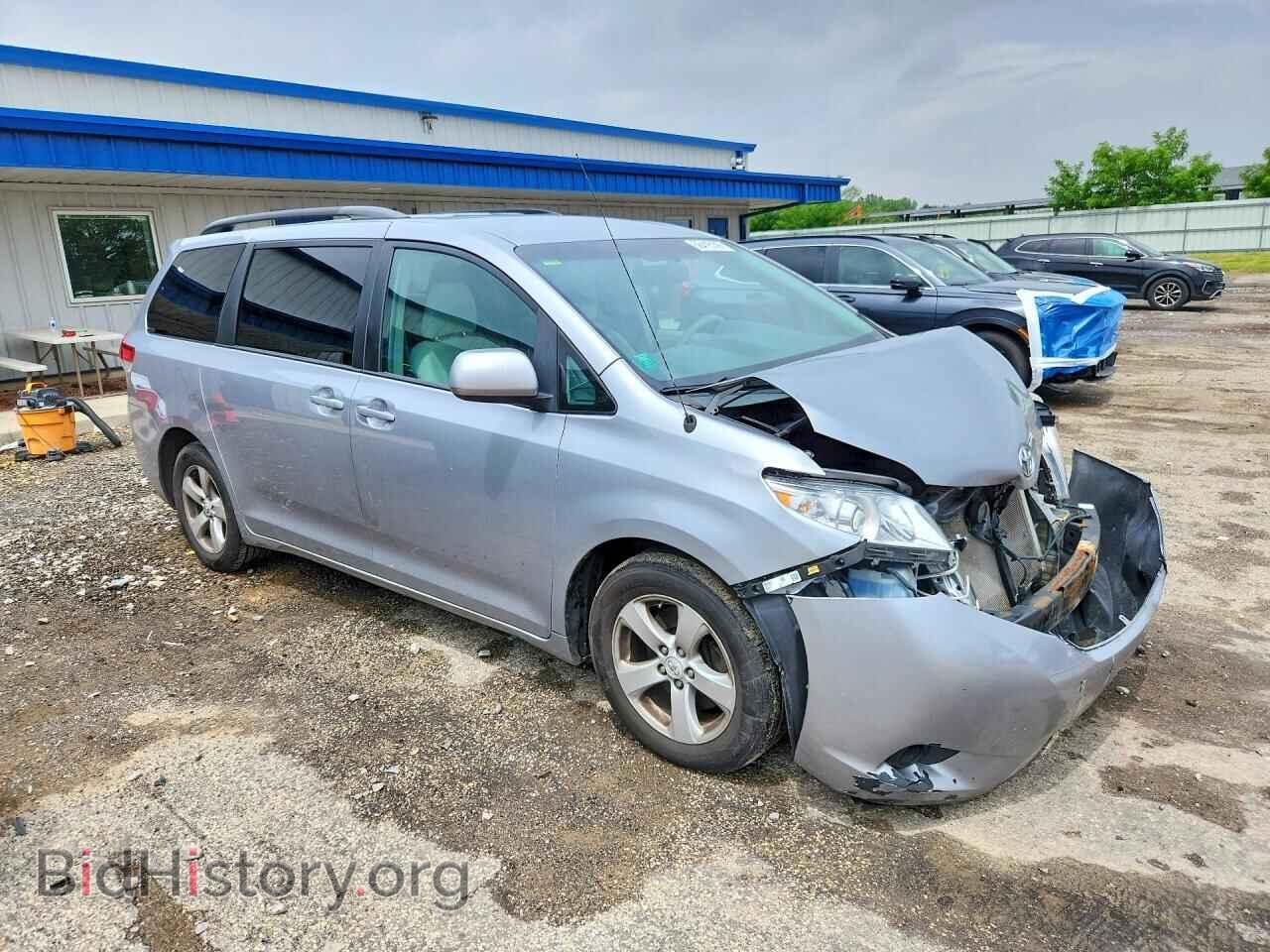 2013 TOYOTA SIENNA - VIN: 5TDKK3DC8DS391491 - Фото 4