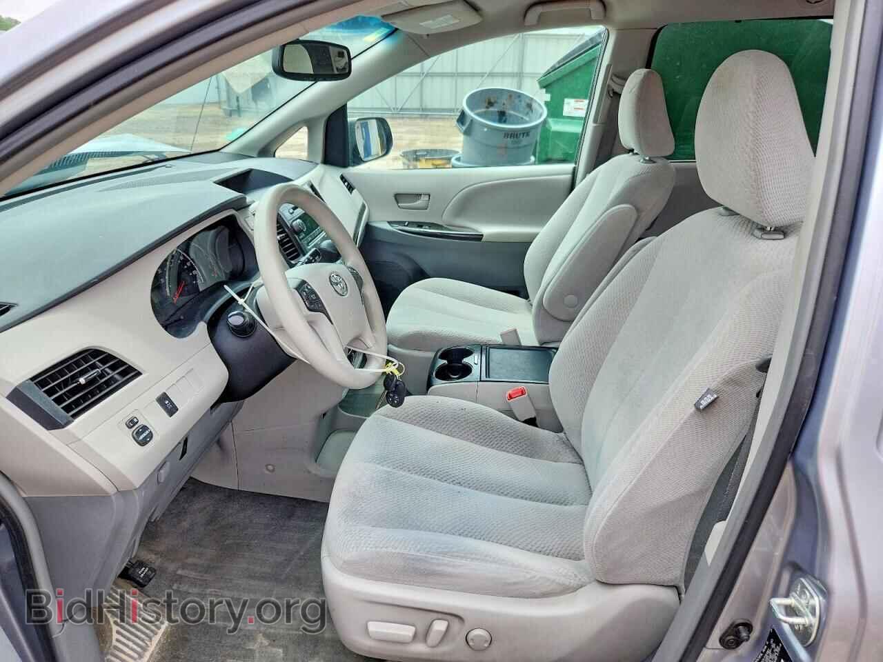 2013 TOYOTA SIENNA - VIN: 5TDKK3DC8DS391491 - Фото 7