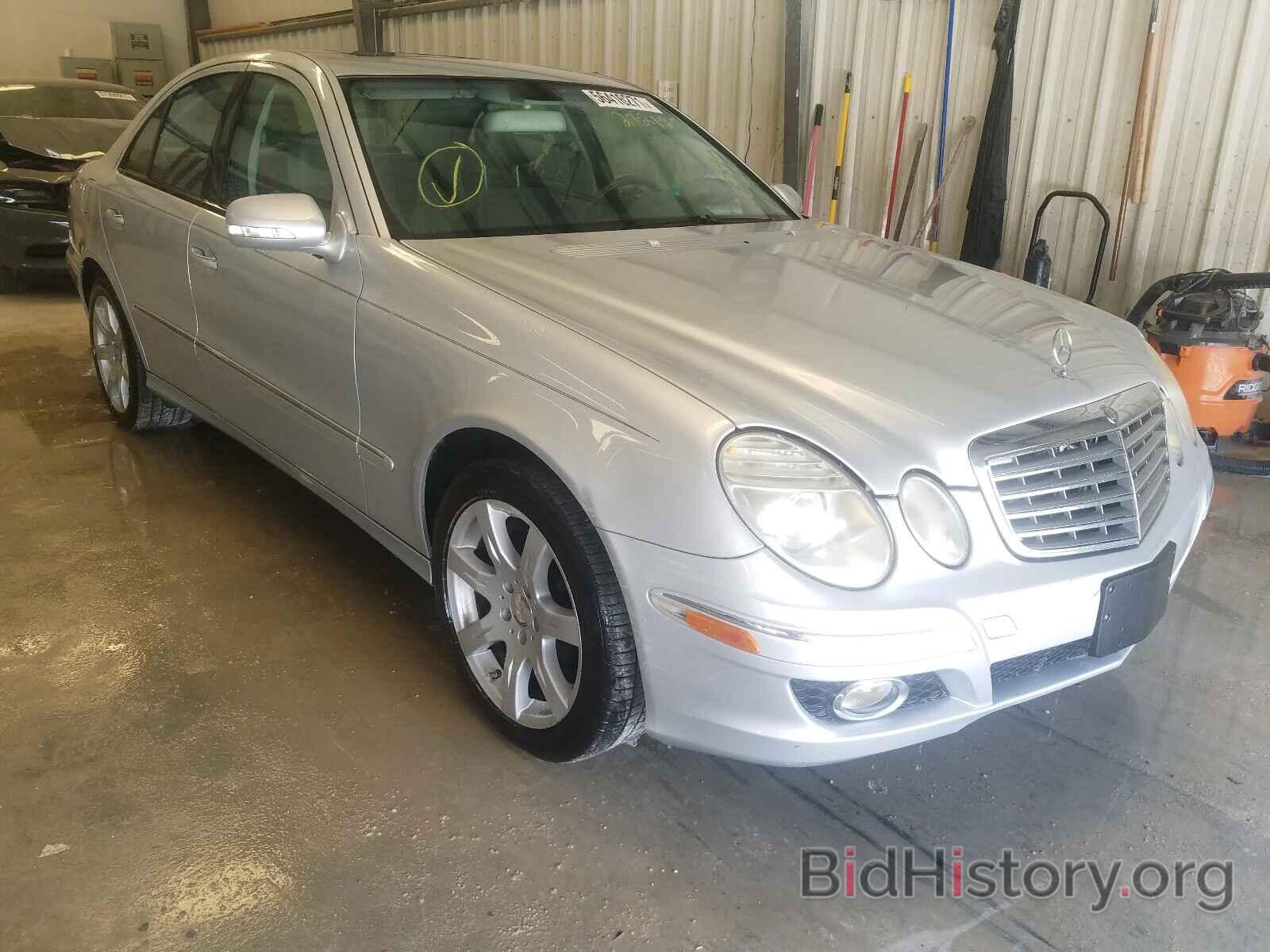 Photo WDBUF56X48B272129 - MERCEDES-BENZ E-CLASS 2008