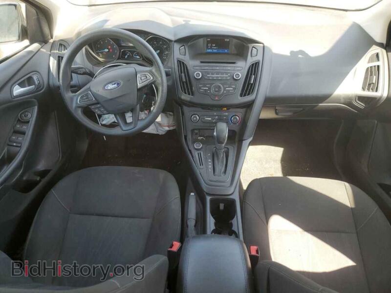 2017 Ford FOCUS (VIN 1FADP3F24HL316007) — фото 8 из 13