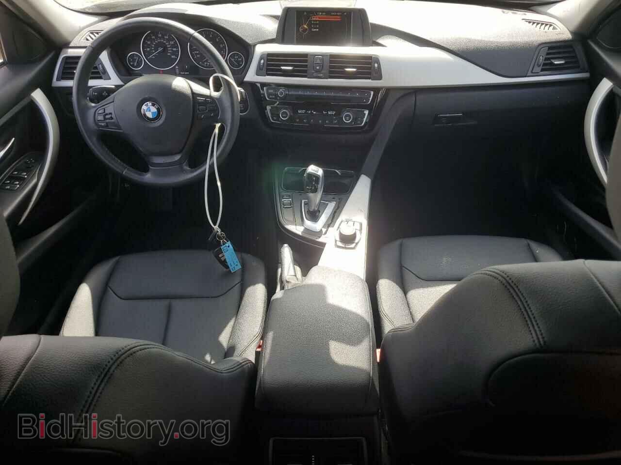 2016 BMW 3 SERIES - VIN: WBA8E1G57GNU11515 - Фото 8