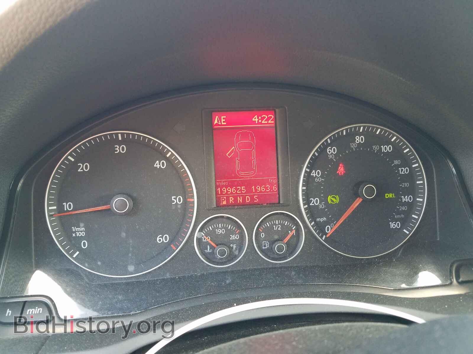 2009 VOLKSWAGEN JETTA - VIN: 3VWPL71K09M343865 - Фото 8