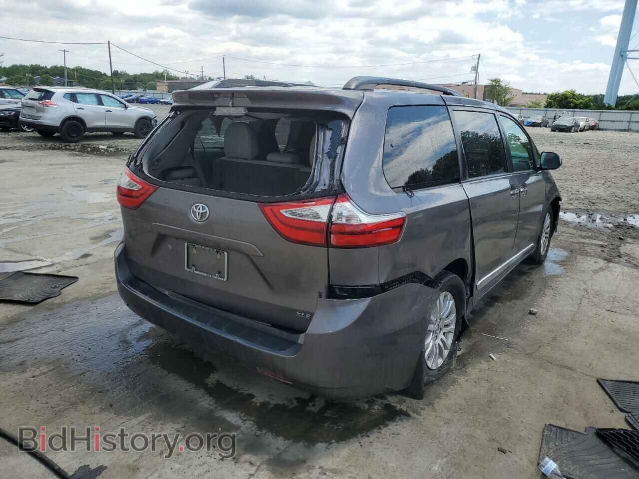 2017 TOYOTA All Models - VIN: 5TDYZ3DC7HS881237 - Photo 3