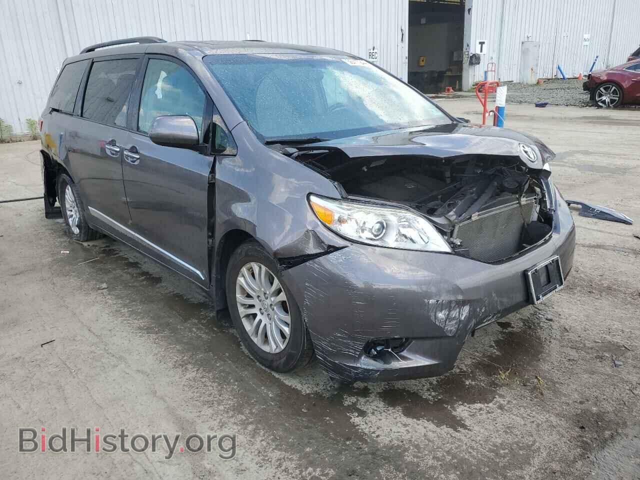 2017 TOYOTA All Models - VIN: 5TDYZ3DC7HS881237 - Photo 4