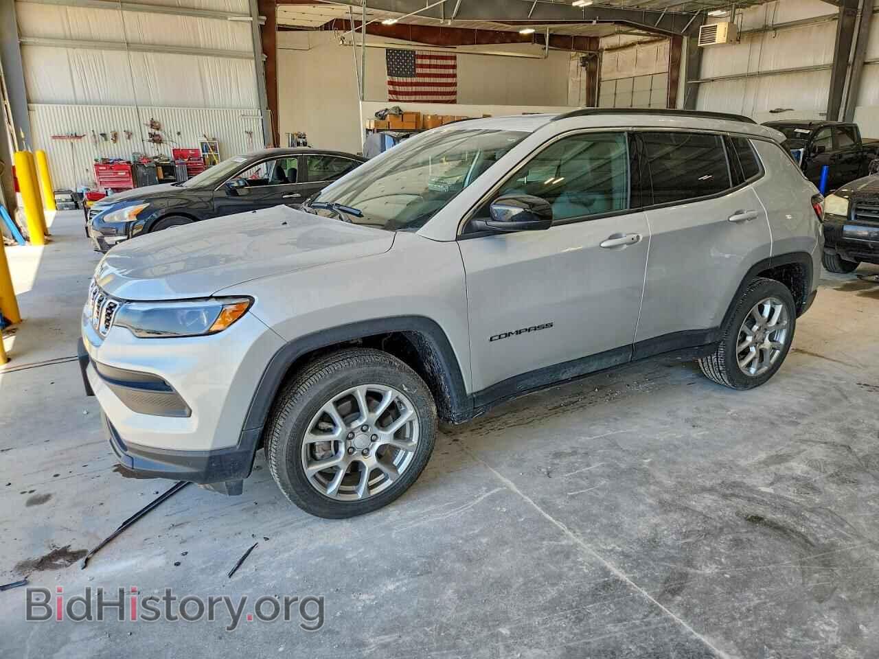 Фотография 3C4NJDFN9RT130520 - JEEP COMPASS 2024