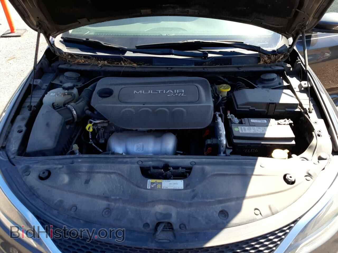 2016 CHRYSLER 200 - VIN: 1C3CCCAB7GN160898 - Фото 7