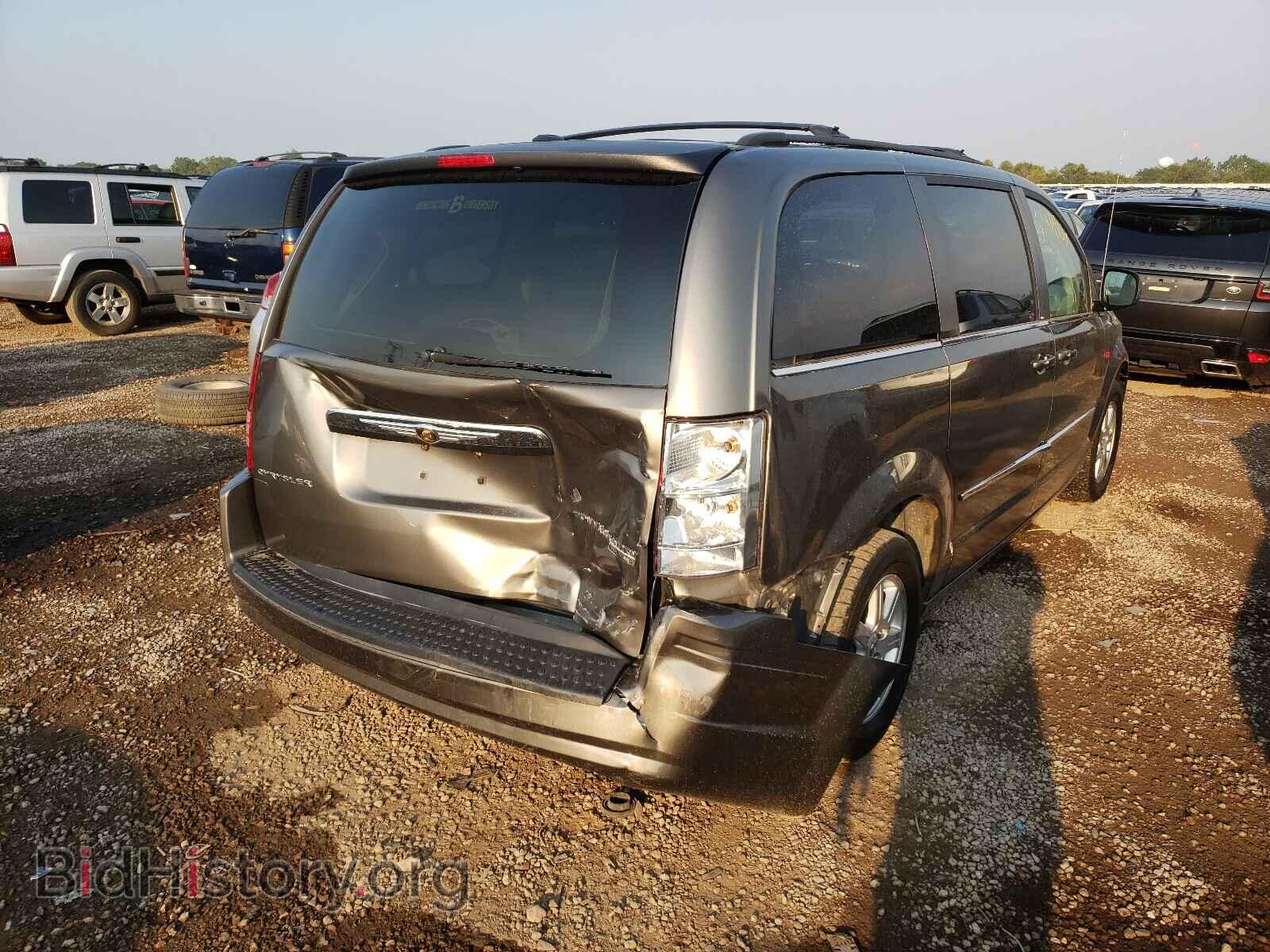 2010 CHRYSLER MINIVAN - VIN: 2A4RR5D12AR338577 - Фото 4