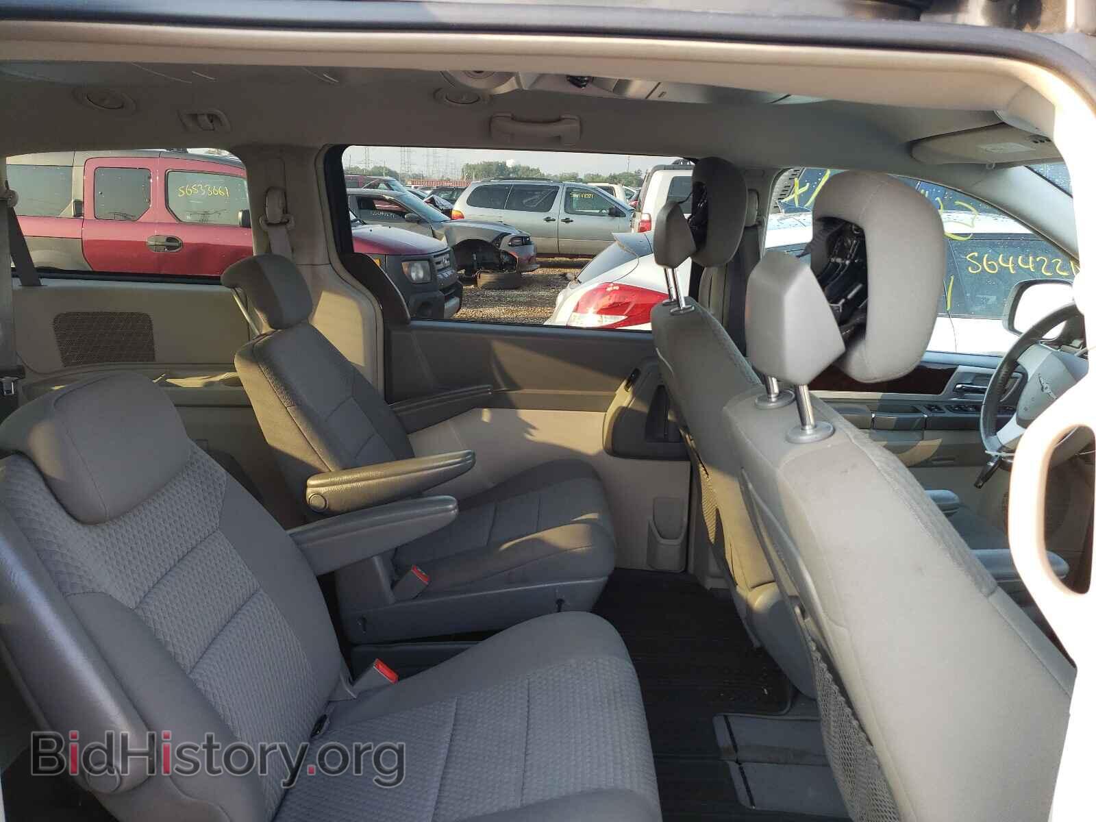 2010 CHRYSLER MINIVAN - VIN: 2A4RR5D12AR338577 - Фото 6