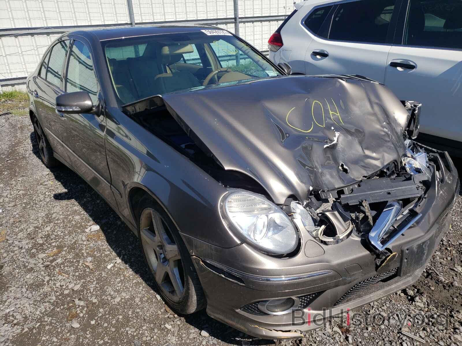 Photo WDBUF56X99B384667 - MERCEDES-BENZ E-CLASS 2009