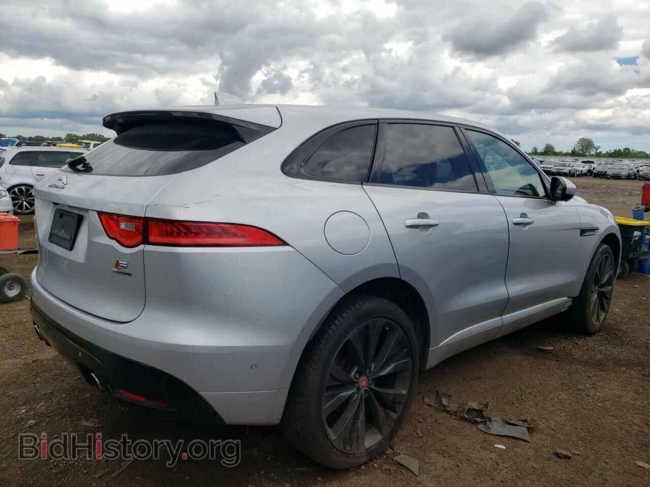2017 JAGUAR F-PACE - VIN: SADCP2BV2HA050910 - Фото 3