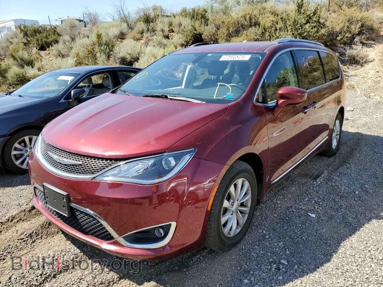 2018 CHRYSLER PACIFICA - VIN: 2C4RC1BG4JR331296 - Фото 2