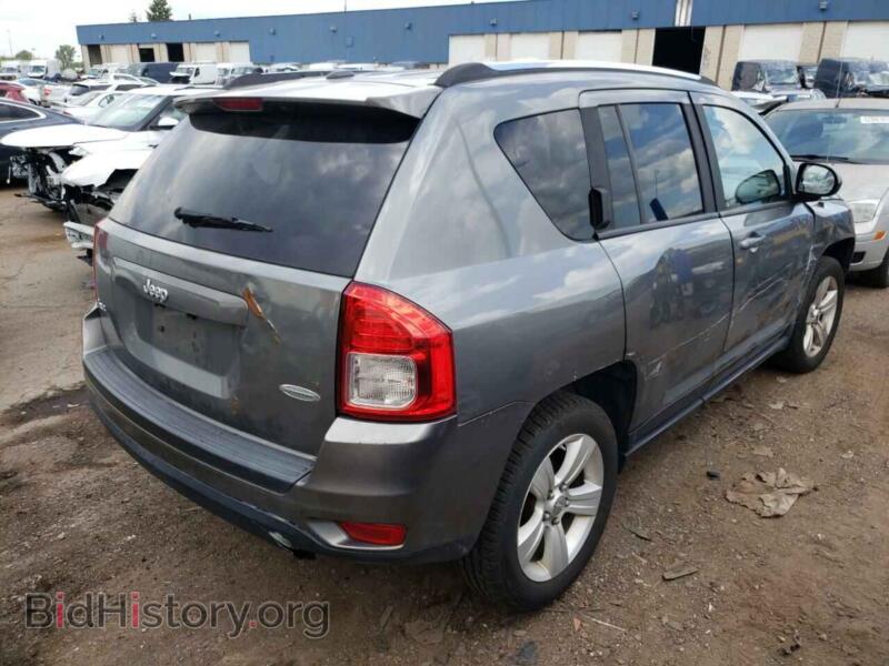 2011 Jeep COMPASS (VIN 1J4NF1FB1BD212575) — photo 4 of 10