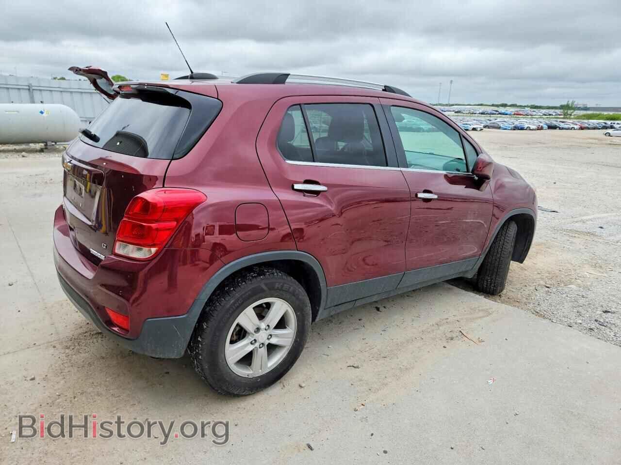 2017 CHEVROLET TRAX - VIN: 3GNCJPSB8HL151210 - Фото 3