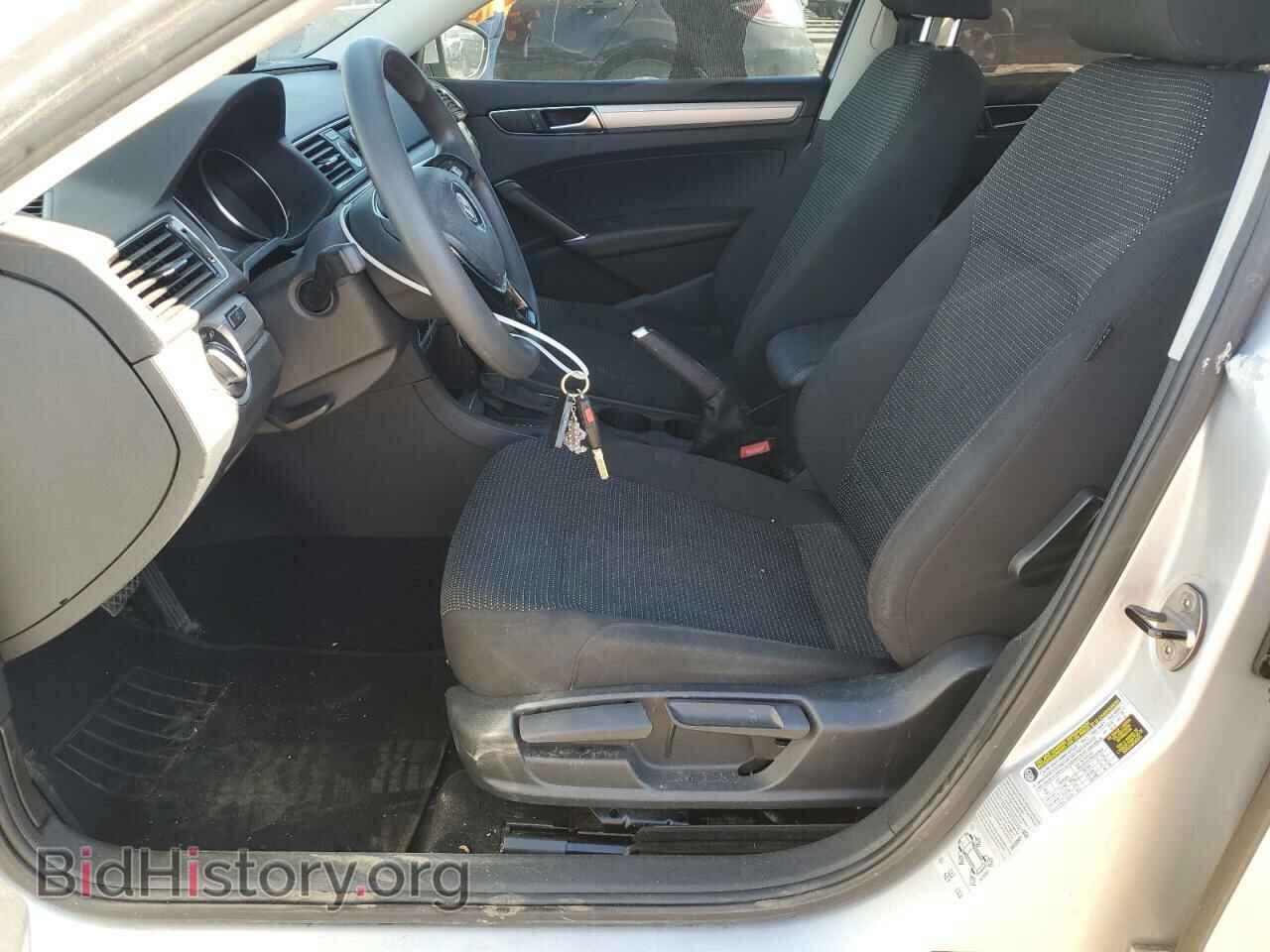 2017 VOLKSWAGEN PASSAT - VIN: 1VWAT7A34HC016979 - Фото 7