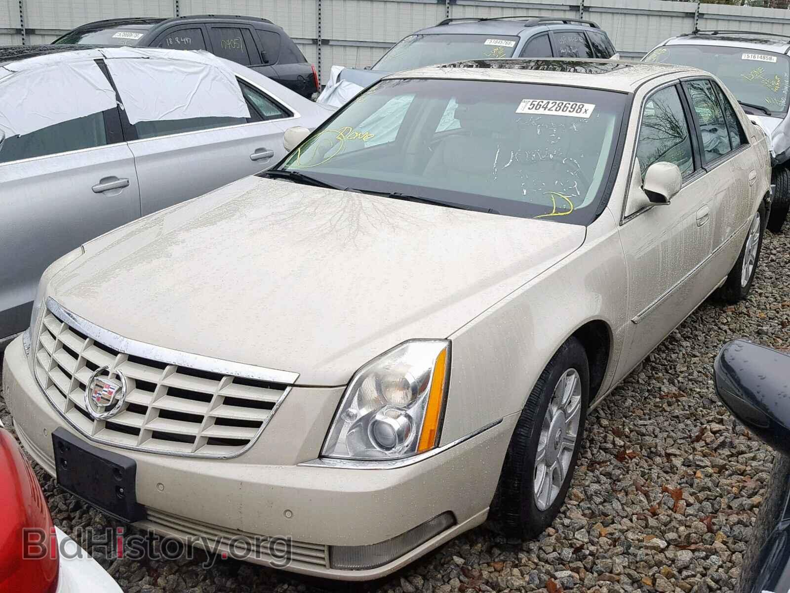 2011 CADILLAC DTS - VIN: 1G6KH5E65BU143228 - Фото 2