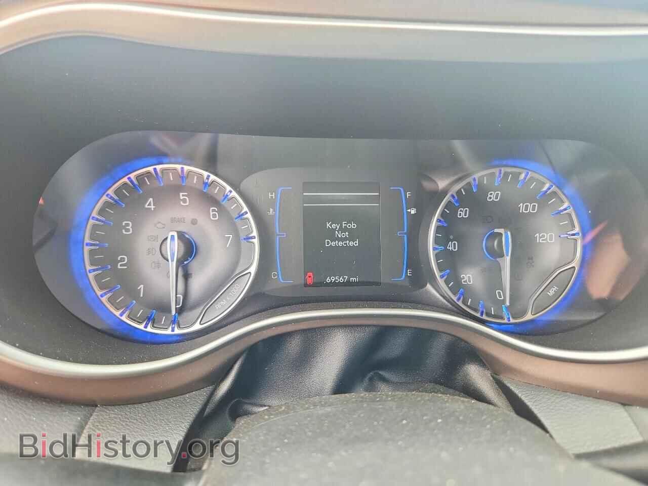 2018 CHRYSLER PACIFICA - VIN: 2C4RC1AG5JR247974 - Photo 9