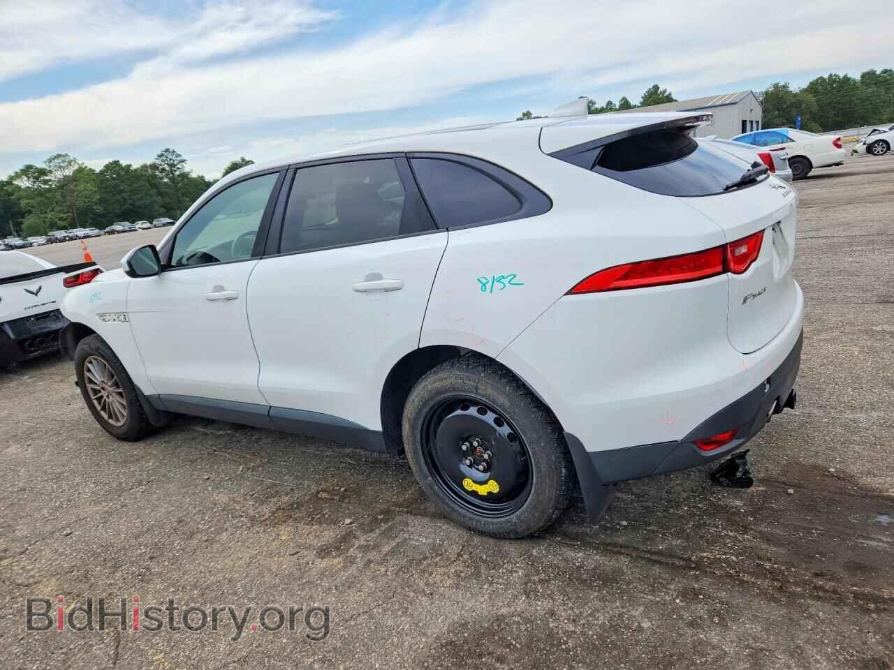 2017 JAGUAR F-PACE - VIN: SADCS2BV8HA054748 - Photo 2