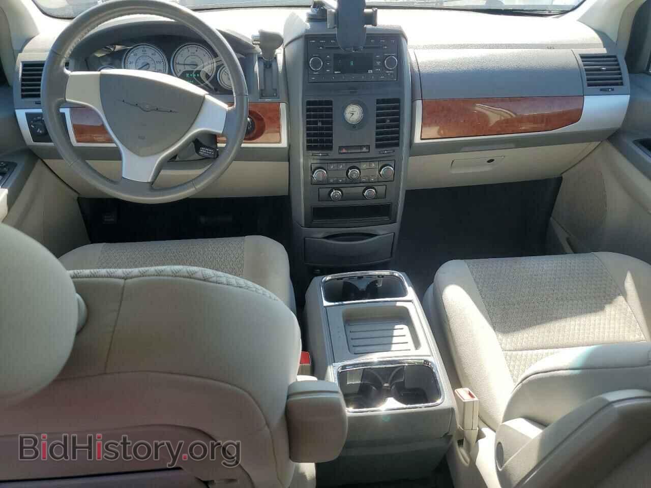2008 CHRYSLER MINIVAN - VIN: 2A8HR54P68R657361 - Фото 8