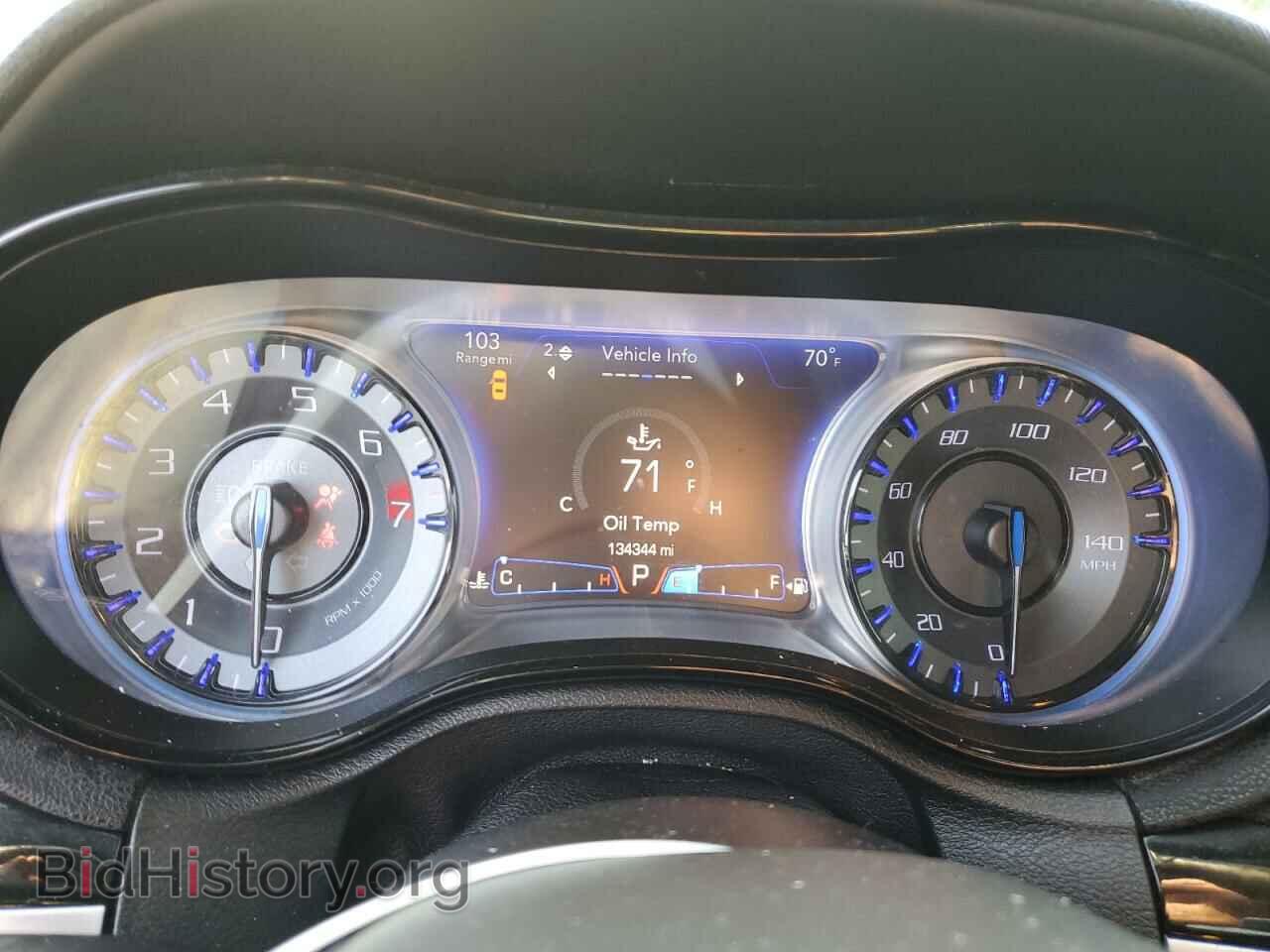 2018 CHRYSLER 300 - VIN: 2C3CCABGXJH222941 - Фото 9