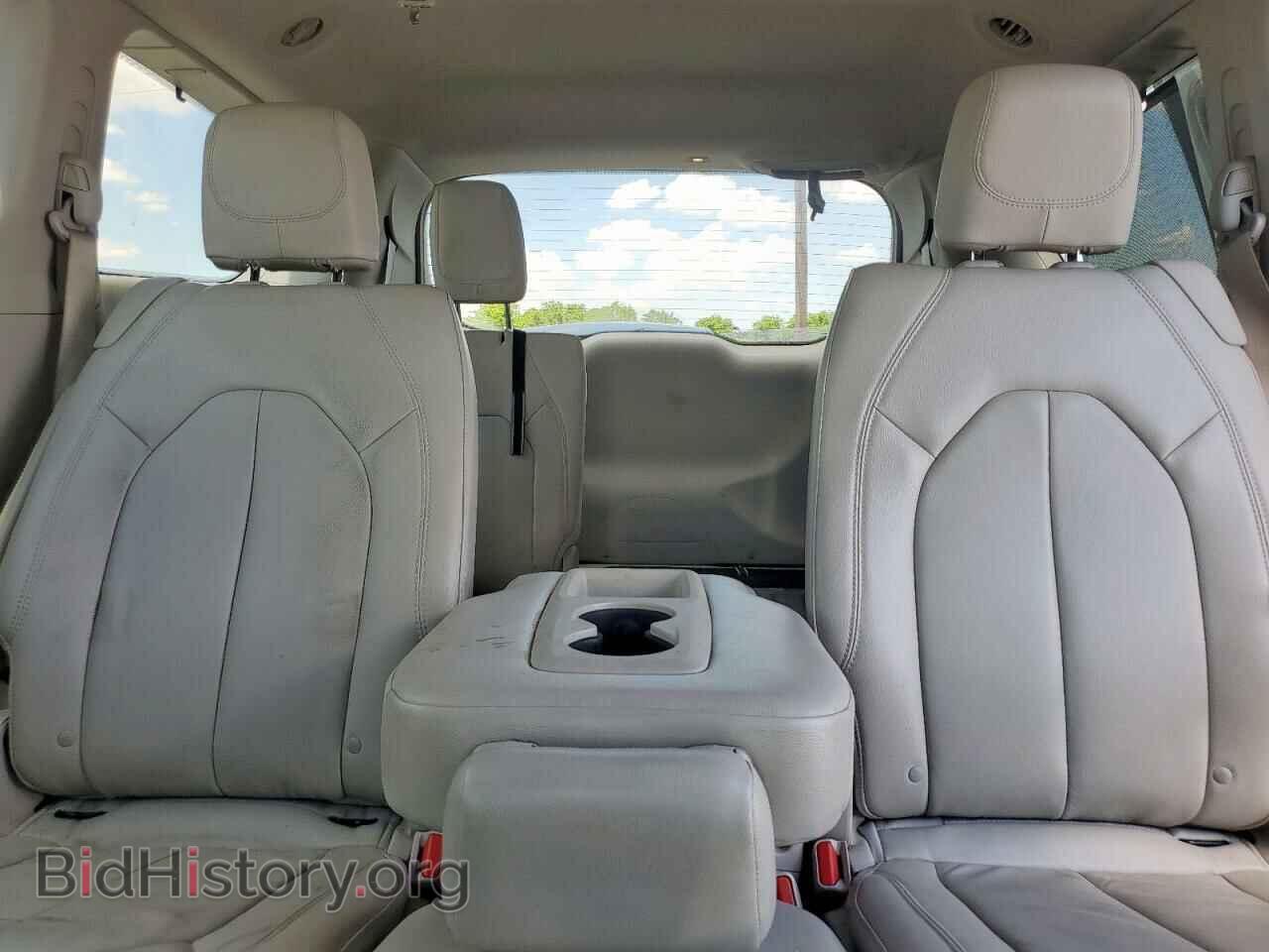 2017 CHRYSLER PACIFICA - VIN: 2C4RC1BG2HR560800 - Фото 10
