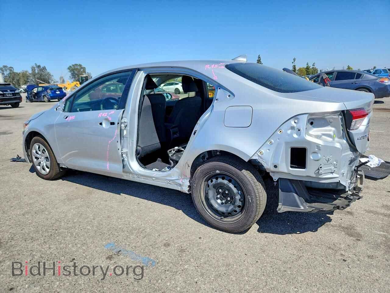2026 TOYOTA COROLLA - VIN: JTDBCMFE9T3131358 - Фото 2