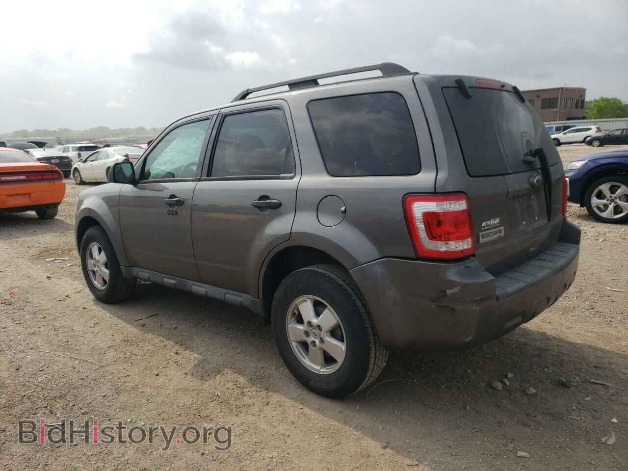 2011 FORD ESCAPE - VIN: 1FMCU0D77BKB39280 - Фото 2