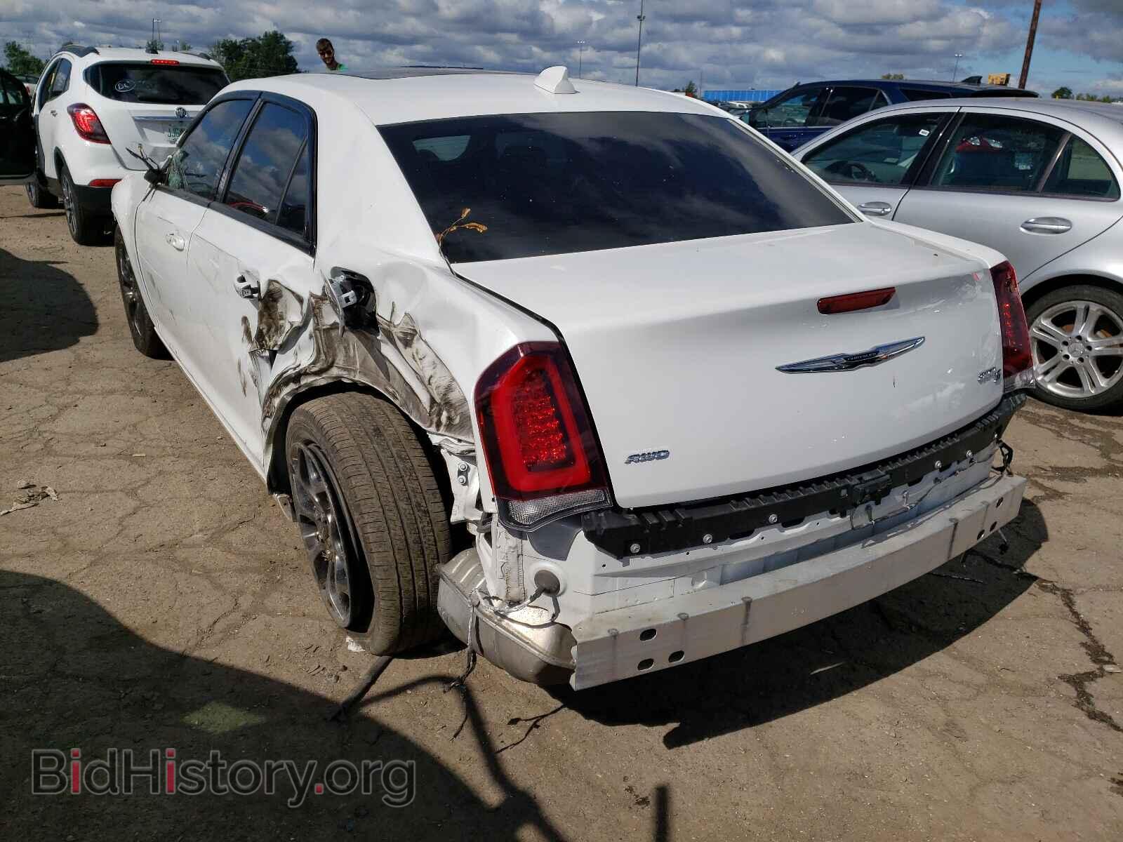 2016 CHRYSLER 300 - VIN: 2C3CCAGG2GH270385 - Фото 3