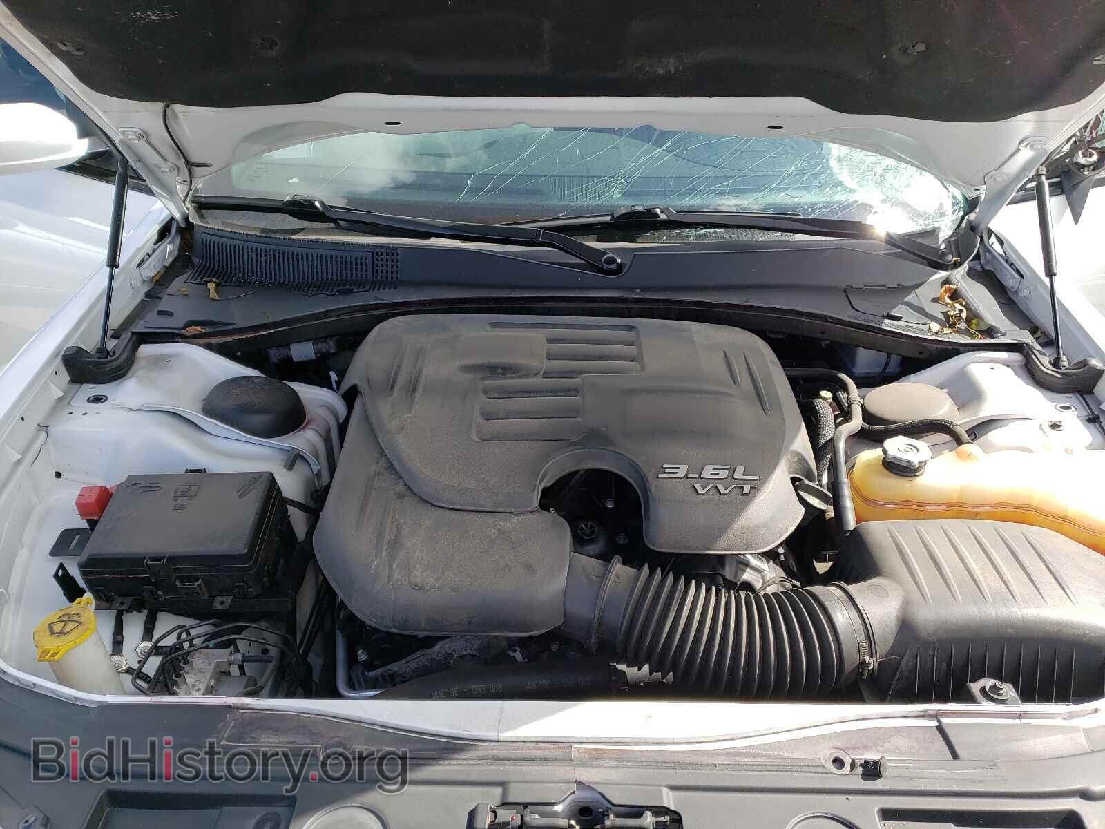 2016 CHRYSLER 300 - VIN: 2C3CCAGG2GH270385 - Фото 7