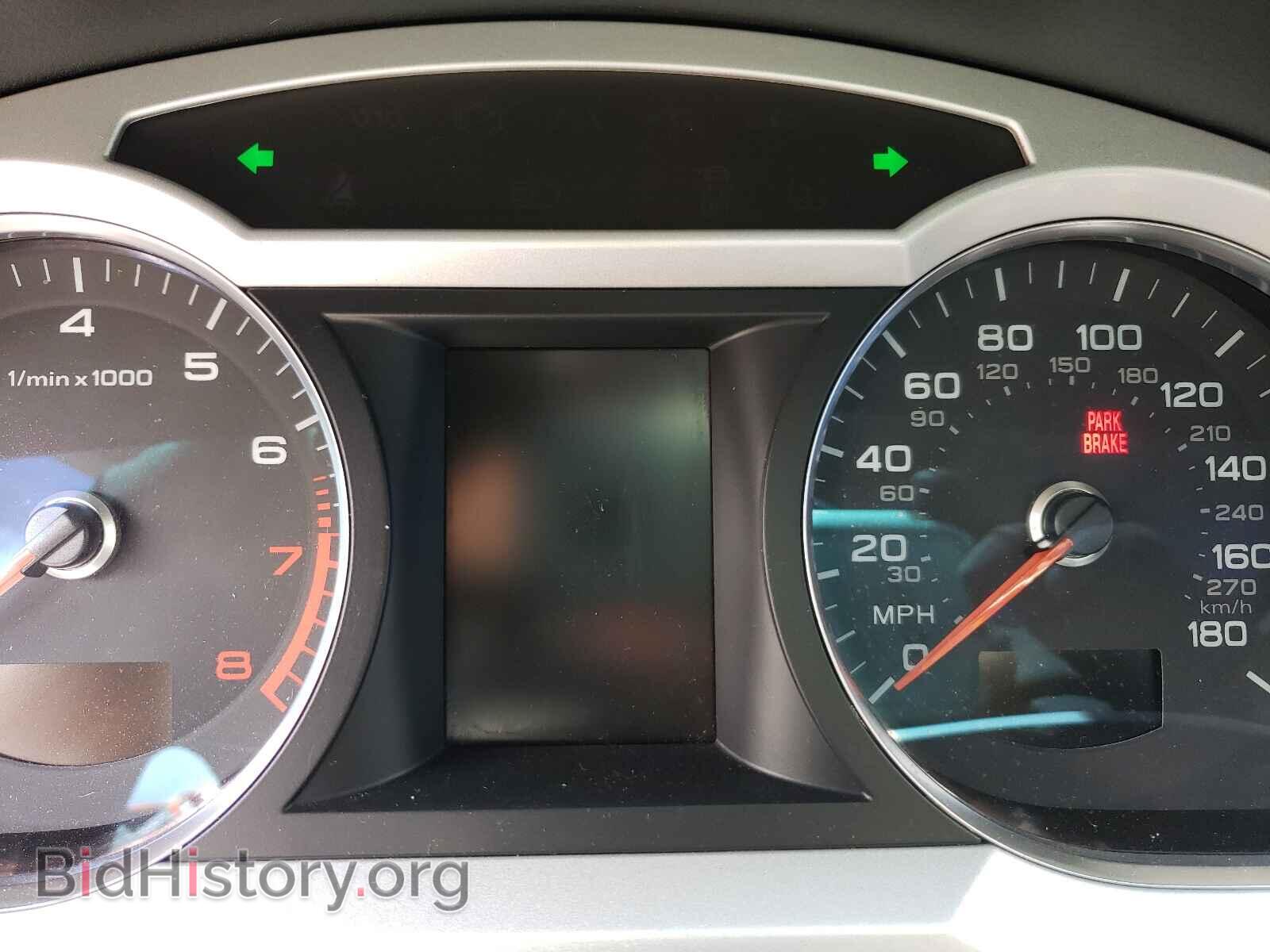 2011 AUDI A6 - VIN: WAUKGAFB2BN062067 - Фото 8