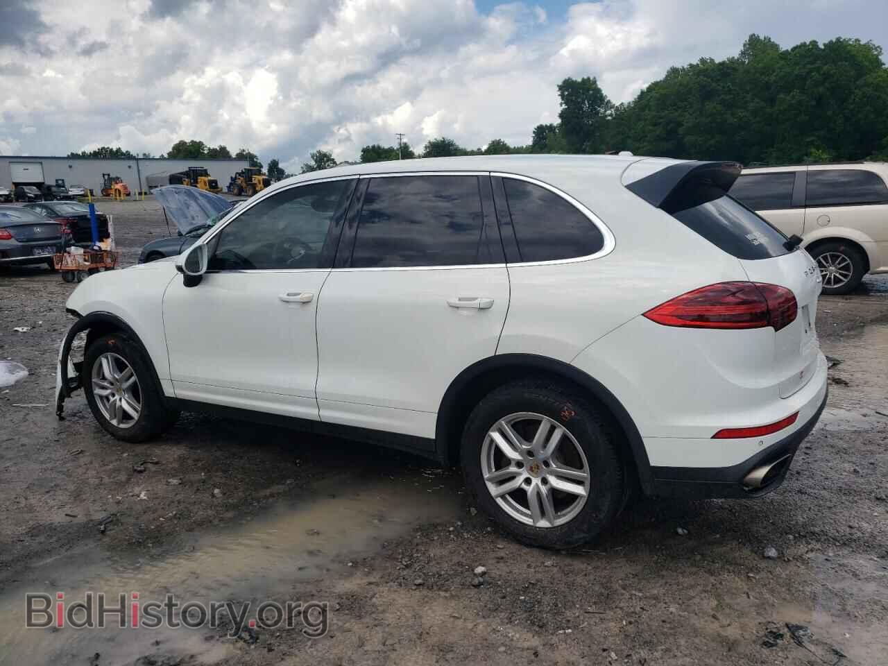 2016 PORSCHE CAYENNE - VIN: WP1AA2A29GLA02110 - Фото 2