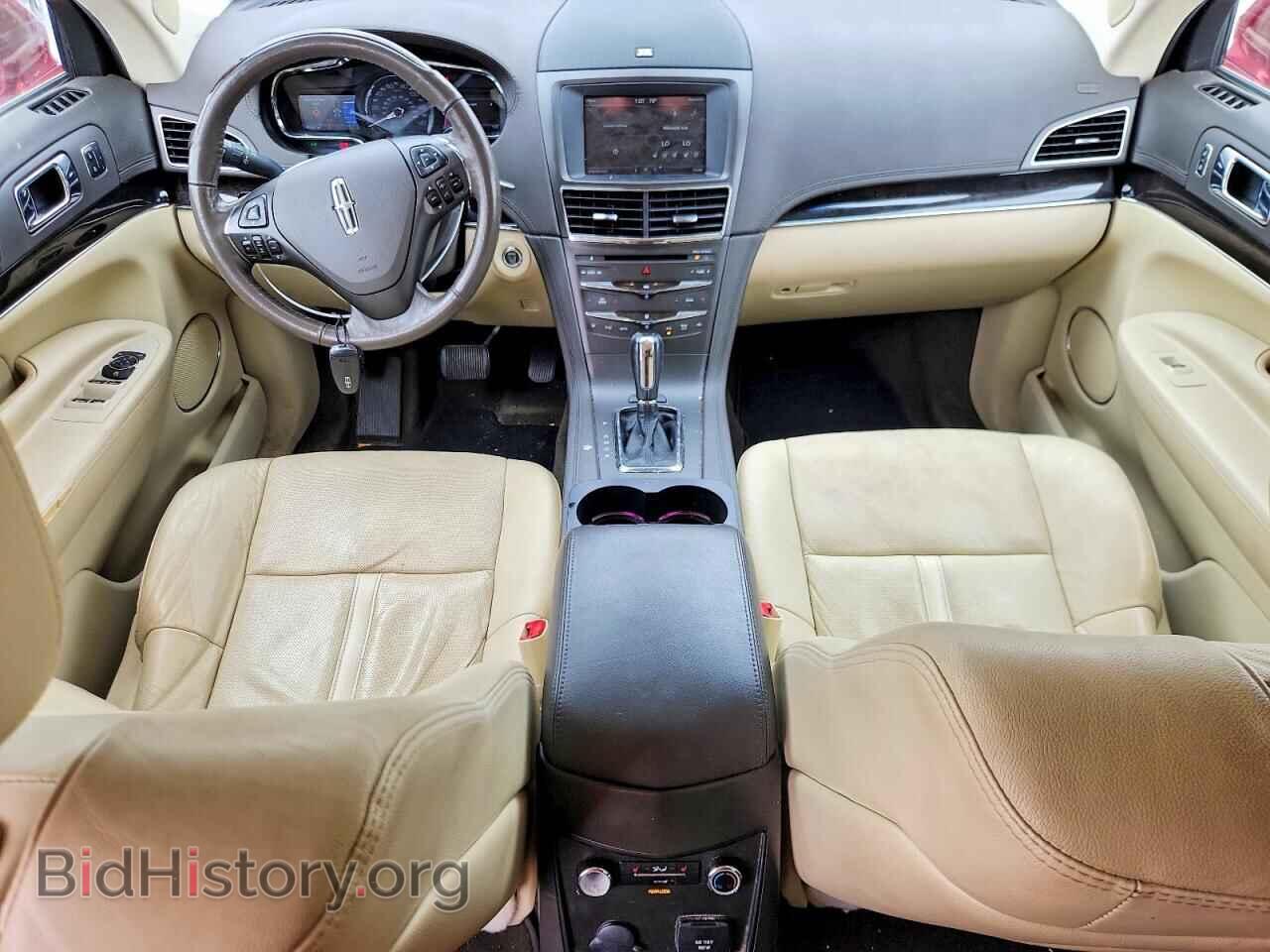 2015 LINCOLN MKT - VIN: 2LMHJ5AT2FBL04573 - Фото 8